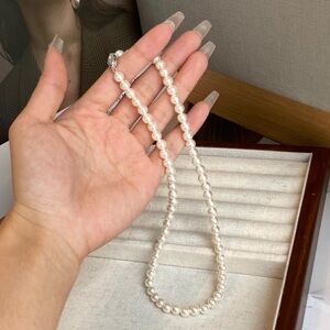 Pearl necklace